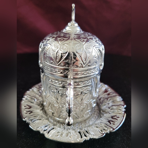 Turkish Coffee Cup with Inner Porcelain, Metal Holder, Saucer and Lid, 4 Pieces - Picture 11 of 12